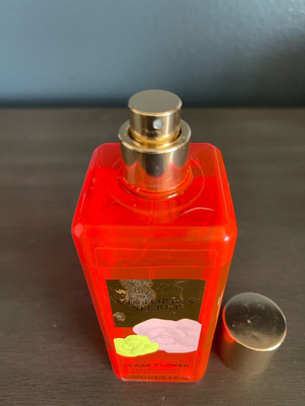 Victoria's Secret Tease Flower - Picture 4 of 4